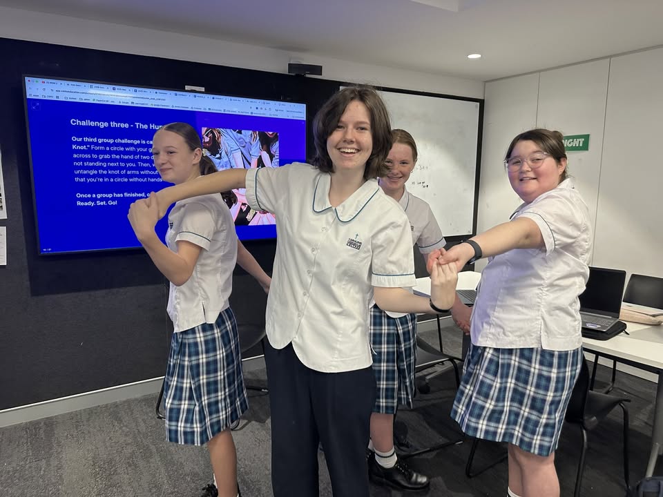 851986860269258_1414300690704536-1