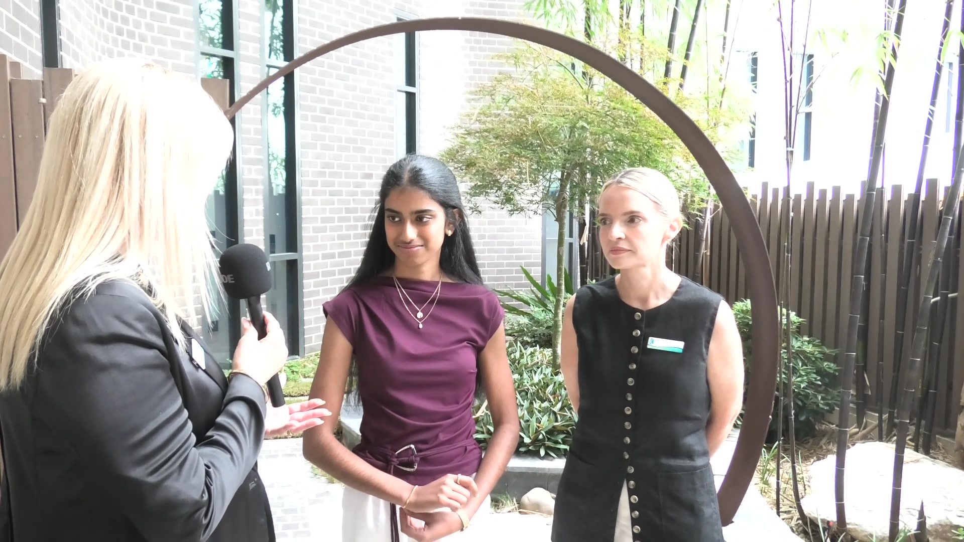 851986860269258_2660382937654754-1