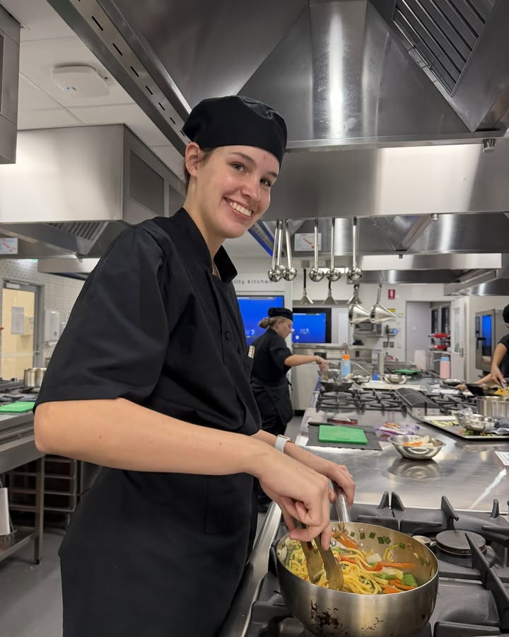 851986860269258_1512120007589270-1