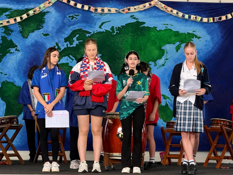 851986860269258_1528883972579540-1