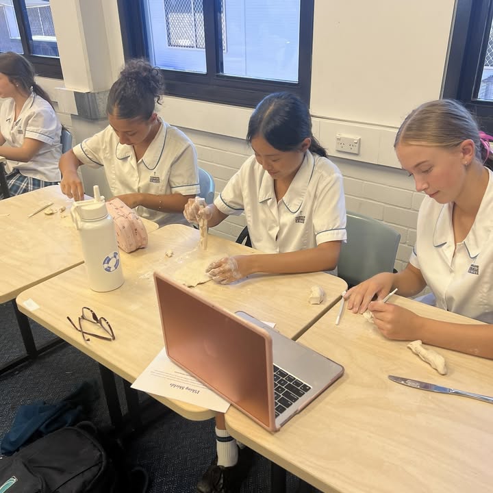 851986860269258_1528849972582940-1