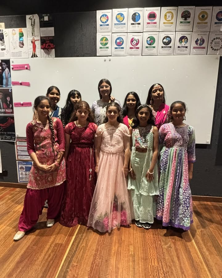 851986860269258_1529616362506301-1