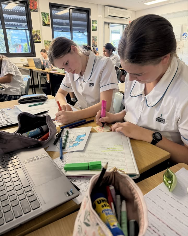 851986860269258_1538170711650866-1